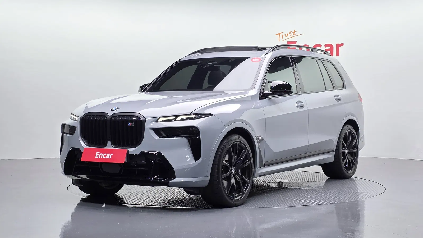 BMW X7 (G07) M60i xDrive M Sport 6 places 2024 — photo 1 sur 33