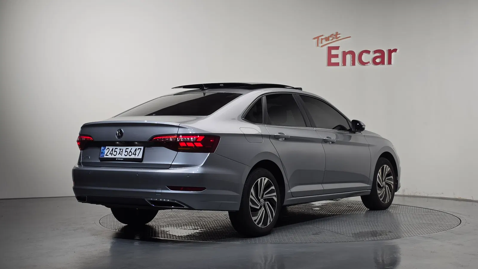 Volkswagen Jetta 7e génération 1.4 TSI Prestige 2021 — photo 1 sur 42
