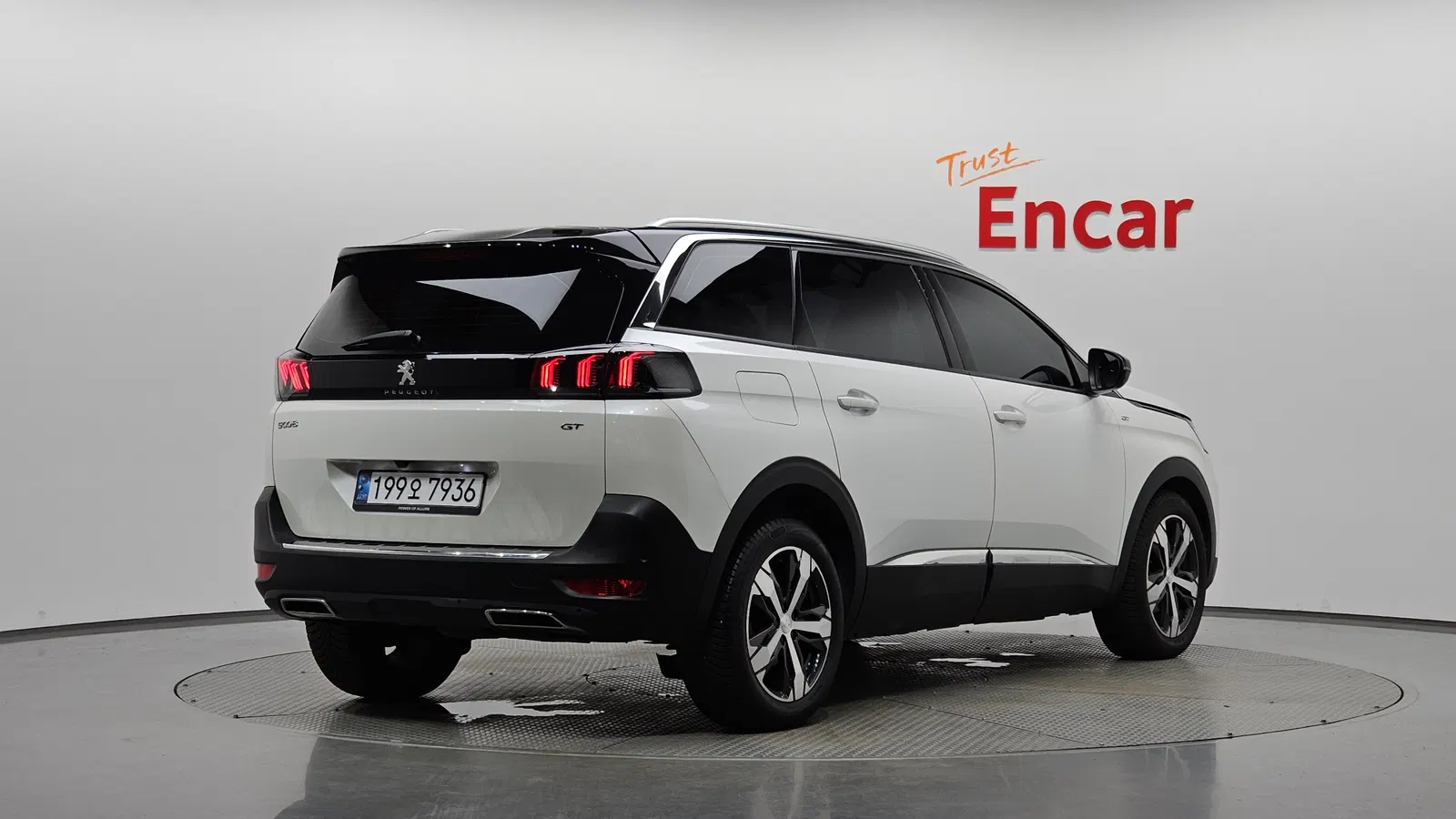 Peugeot 5008 2e génération 1.2 Pure Tech GT 2022 — photo 1 sur 37