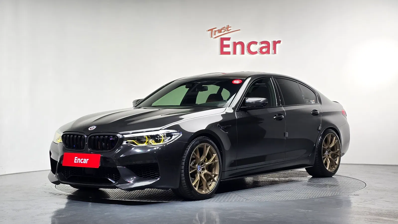 BMW M5 (F90) M5 Sedan 2018 — photo 1 sur 32