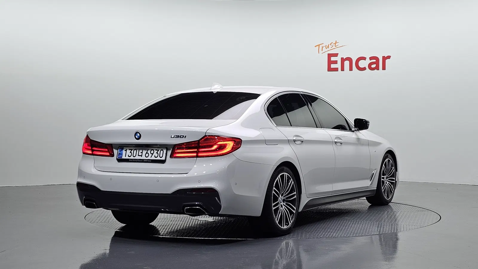 BMW Série 5 (G30) 530i M Sport Plus 2019 — photo 1 sur 31