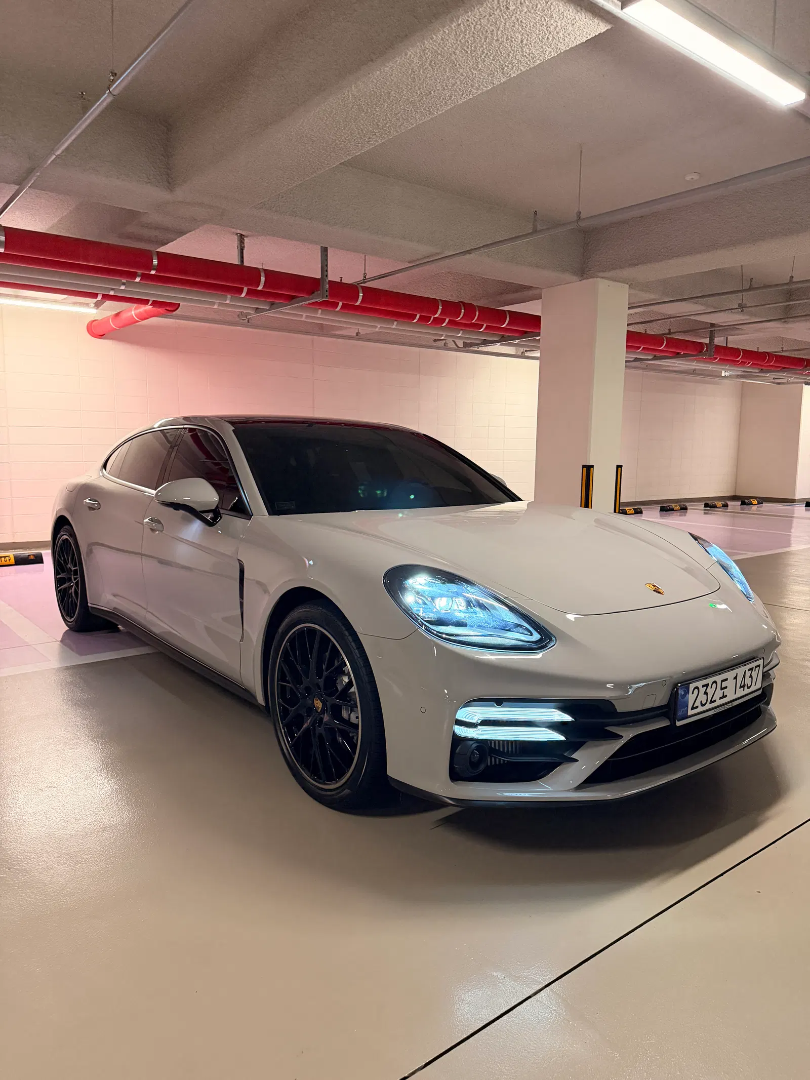 Porsche Panamera (971) 3.0 2023 — photo 1 sur 12