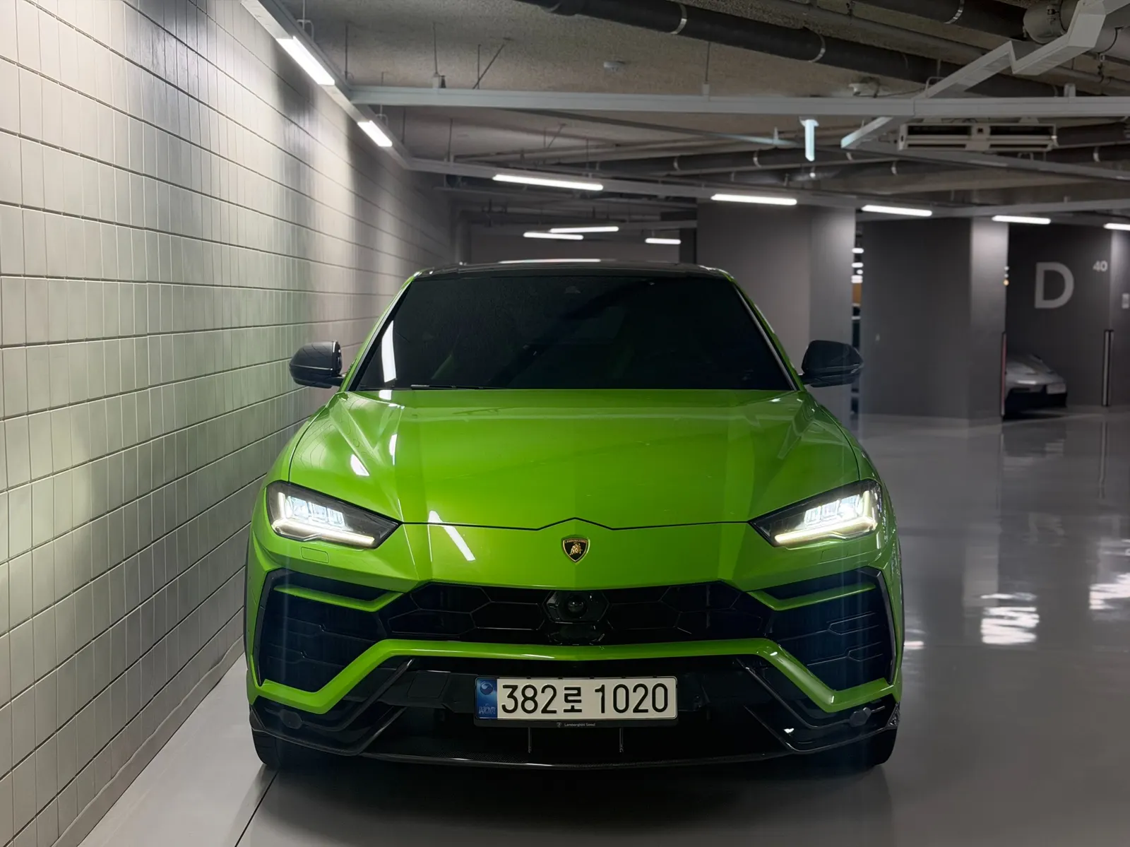 Lamborghini Urus 4.0 V8 2021 — photo 1 sur 26