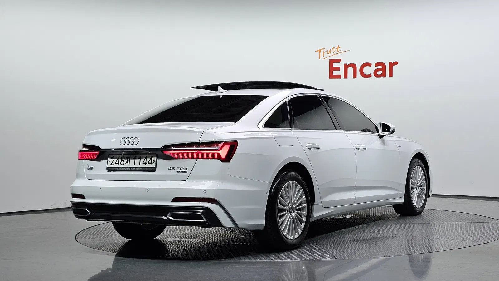 Audi A6 (C8) 45 TFSI Quattro Premium 2020 — photo 1 sur 33