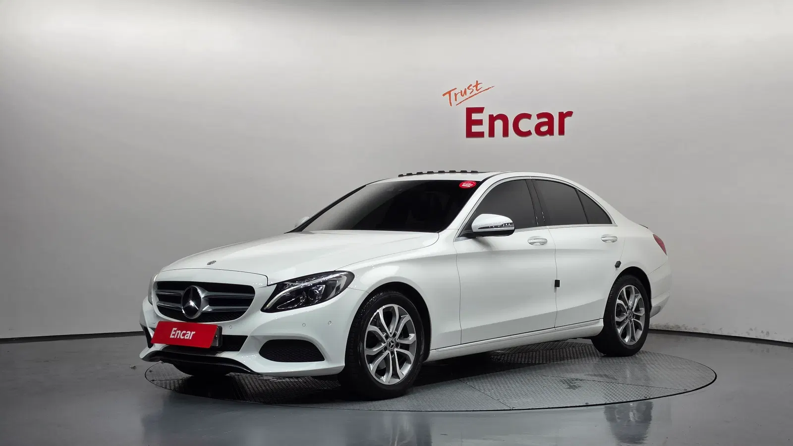 Mercedes-Benz Classe C C200 Avantgarde (W205) 2017 — photo 1 sur 20