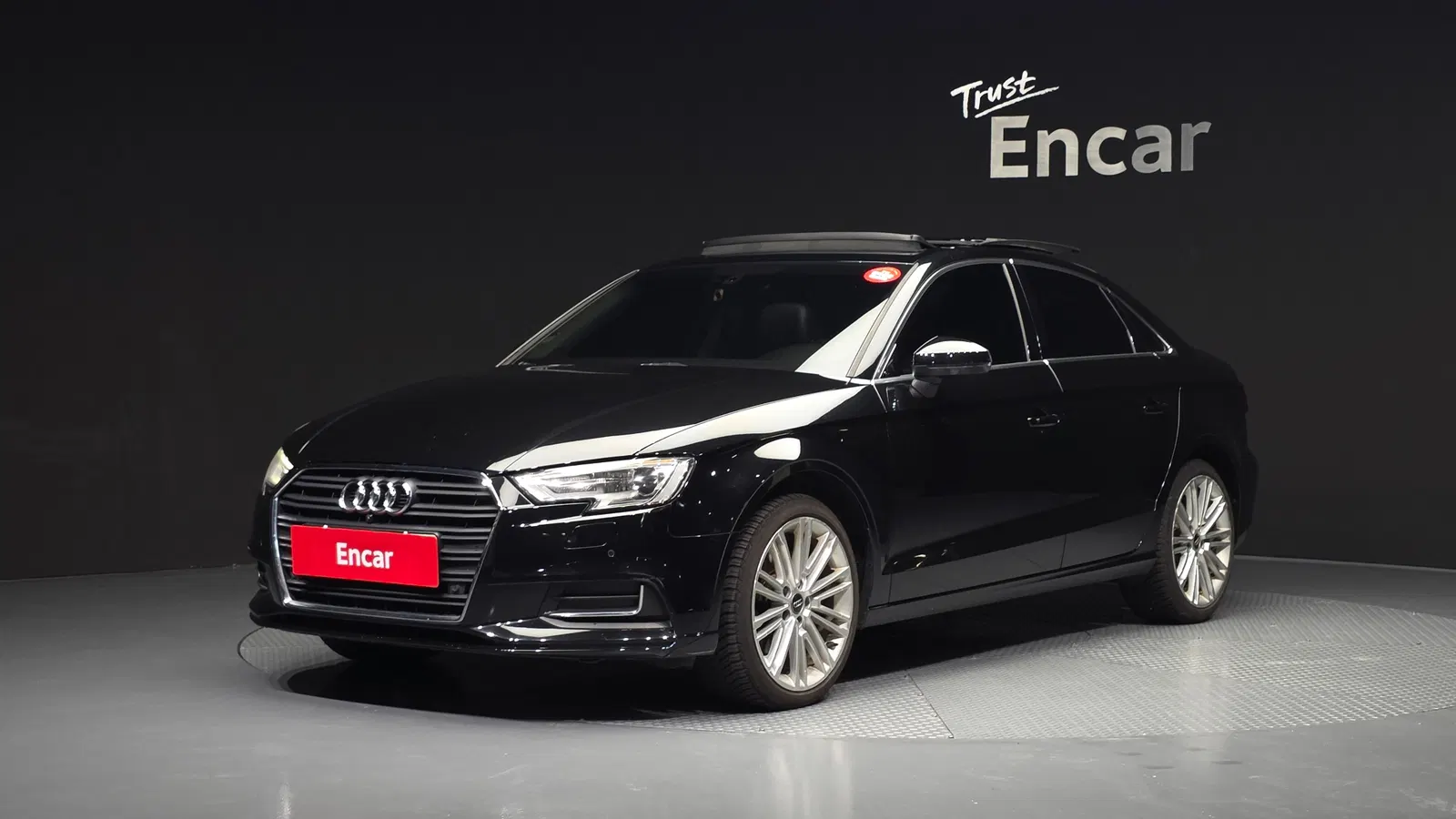 Audi A3 40 TFSI 2018 — photo 1 sur 20
