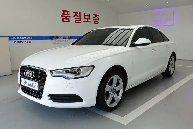 Audi A6 2.0 TFSI Quattro Dynamic 2013 — photo 1 sur 26