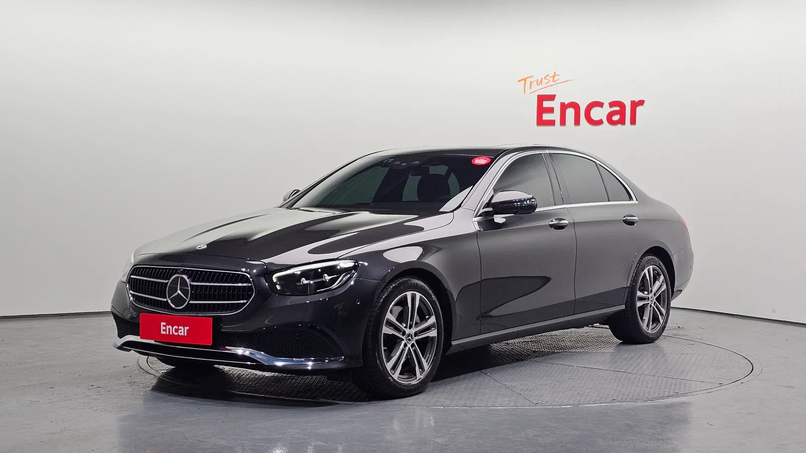 Mercedes-Benz Classe E E250 Avantgarde (W213) 2023 — photo 1 sur 30
