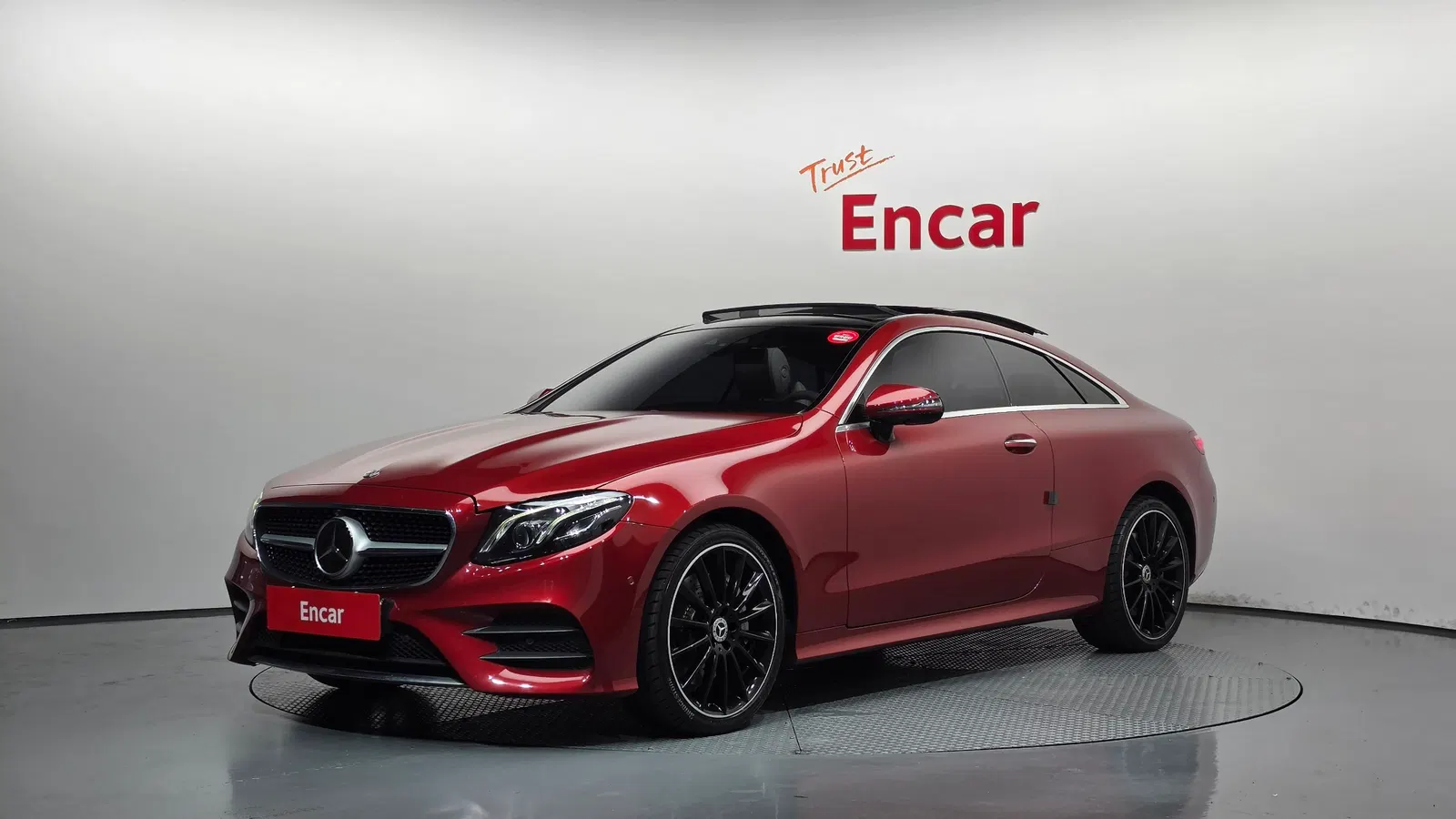 Mercedes-Benz Classe E E400 4MATIC Coupé (W213) 2017 — photo 1 sur 20
