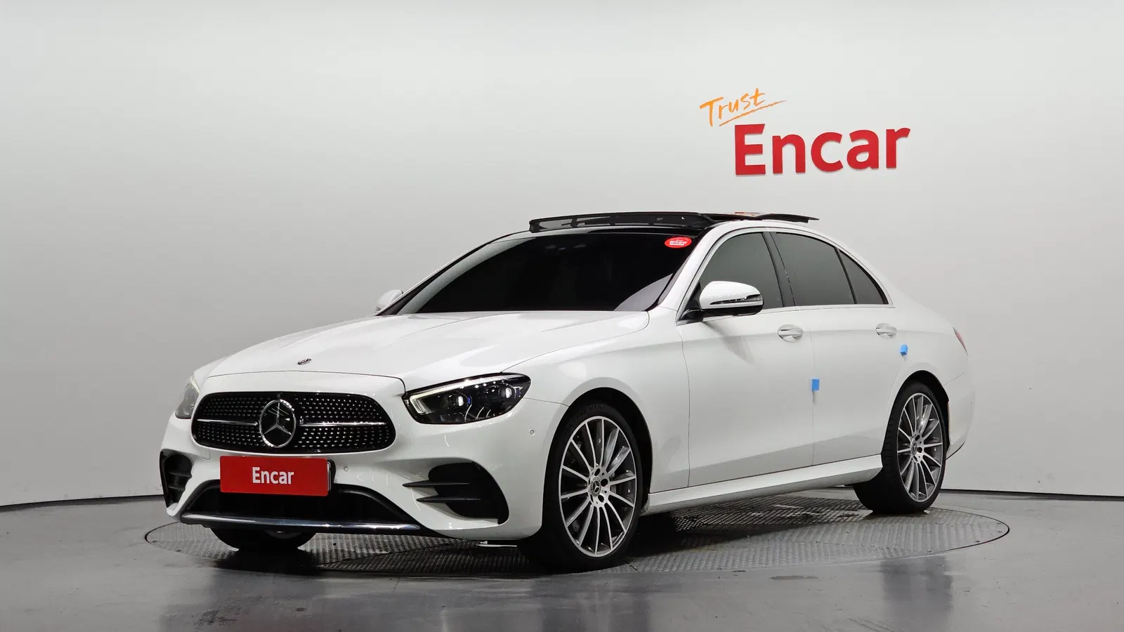 Mercedes-Benz Classe E AMG Line · E350 4MATIC Edition (W213) 2021 — photo 1 sur 35