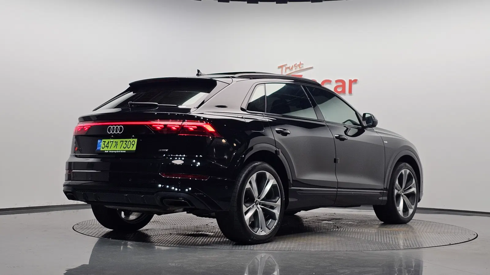 Audi Q8 (4M) 55 TFSI Quattro Premium 2025 — photo 1 sur 38