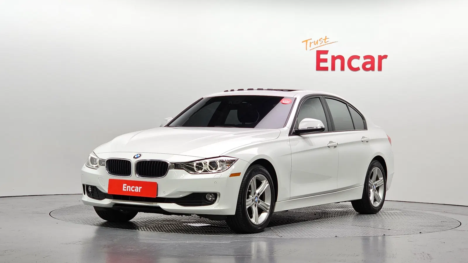 BMW Série 3 (F30) 320d 2012 — photo 1 sur 20