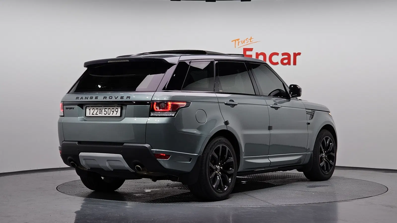 Land Rover Range Rover Sport 2e génération 3.0 SDV6 AB Dynamic 2016 — photo 1 sur 39