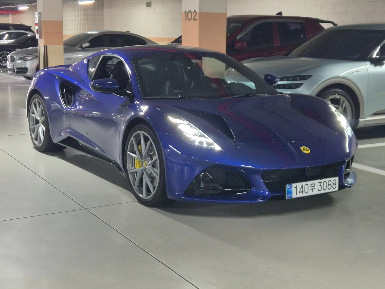 Lotus Emira 3.5 2025 importée par Kaizen Motors