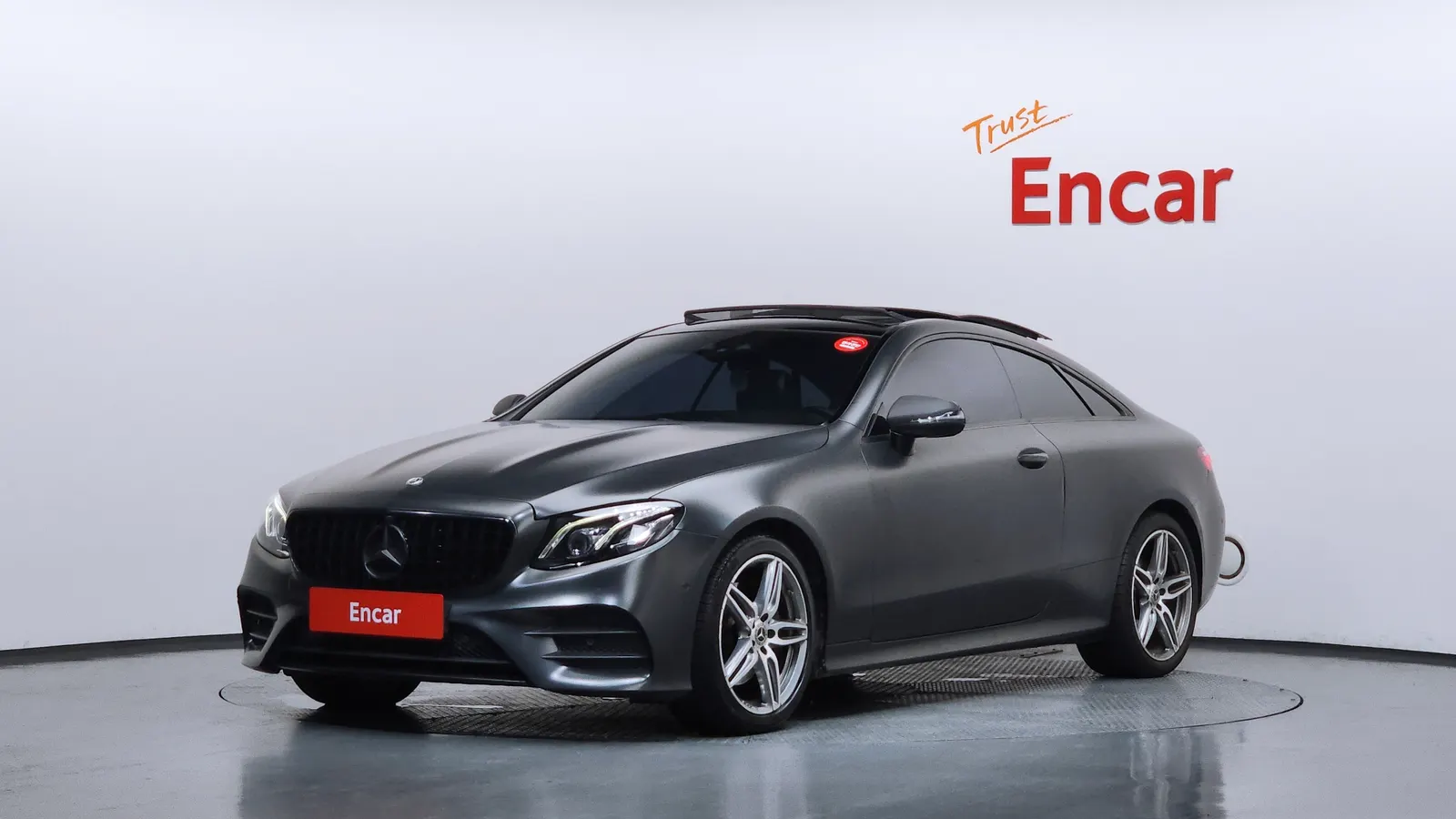 Mercedes-Benz Classe E E220d Coupé (W213) 2017 — photo 1 sur 34