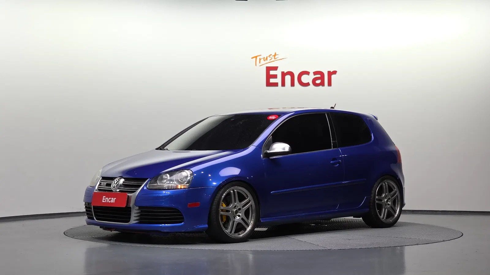 Volkswagen Golf 5e génération R32 2008 — photo 1 sur 20