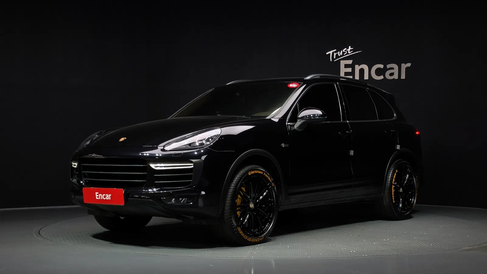 Porsche Cayenne 4.8 Turbo 2015 — photo 1 sur 26