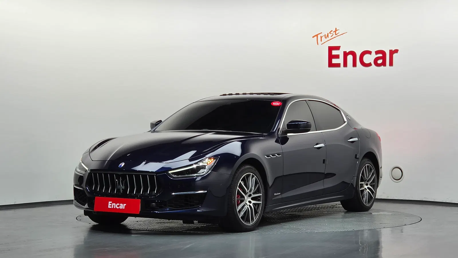 Maserati Ghibli 3.0 Diesel GranLusso 2019 — photo 1 sur 34