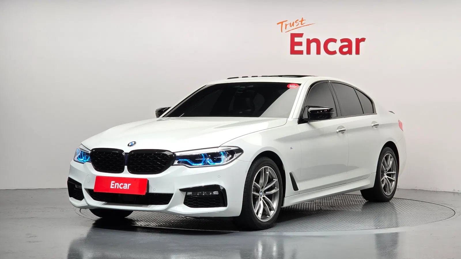BMW Série 5 (G30) 520d M Sport 2017 — photo 1 sur 26
