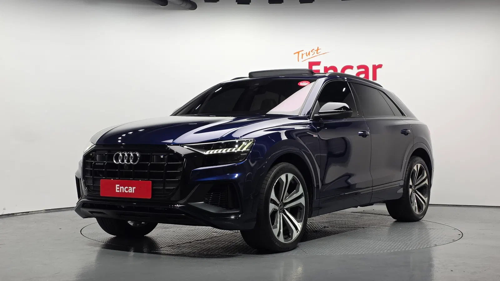 Audi Q8 (4M) 55 TFSI Quattro Premium 2023 — photo 1 sur 31