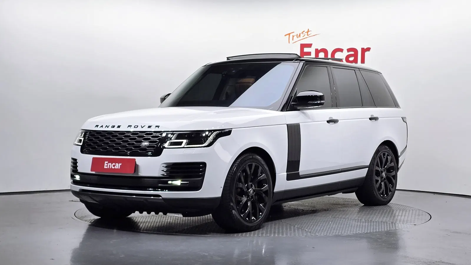 Land Rover Range Rover 4e génération 4.4 SDV8 AB Diesel 2020 — photo 1 sur 20
