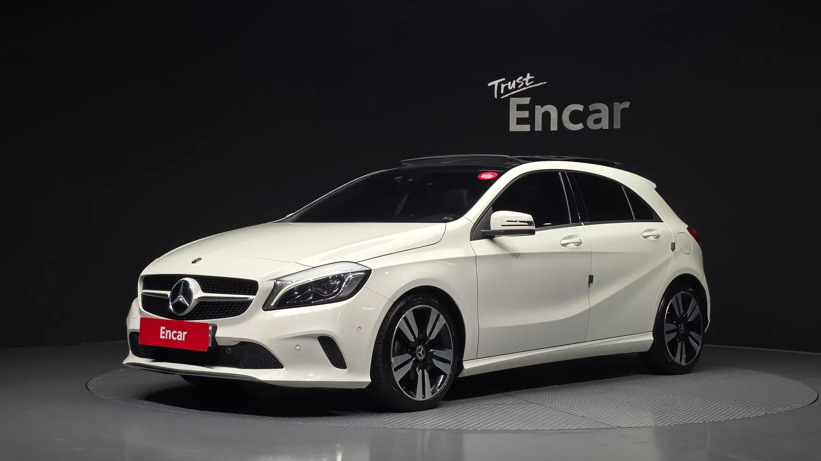 Mercedes-Benz Classe A A200 (W176) 2018 — photo 1 sur 31