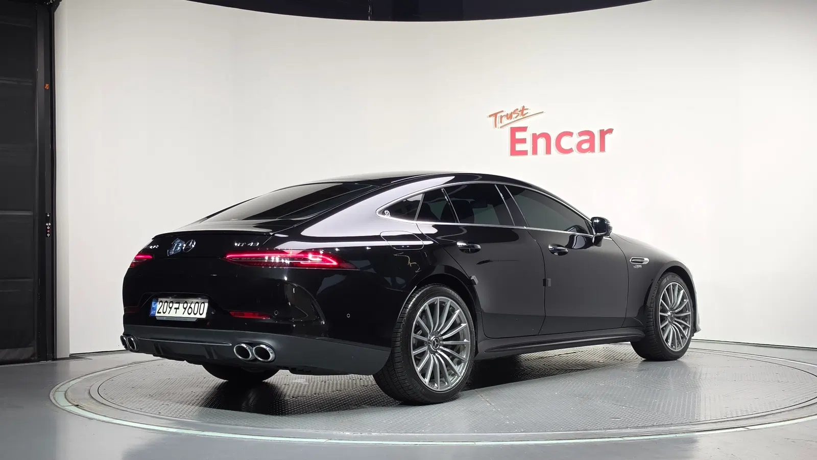 Mercedes-AMG AMG GT 4 portes 43 4MATIC+ 2021 — photo 1 sur 38