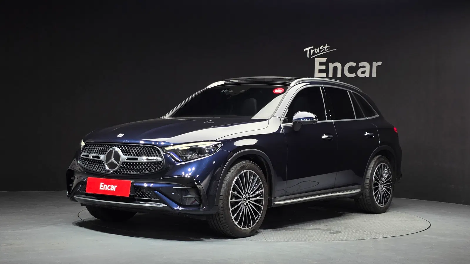 Mercedes-Benz GLC AMG Line · GLC300 4MATIC (X254) 2024 — photo 1 sur 33