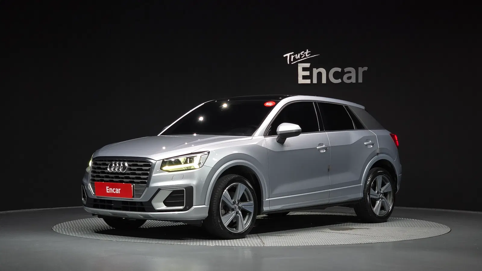 Audi Q2 35 TDI Premium 2020 — photo 1 sur 32