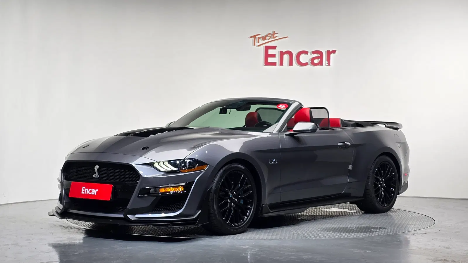 Ford Mustang GT Convertible 2021 — photo 1 sur 32