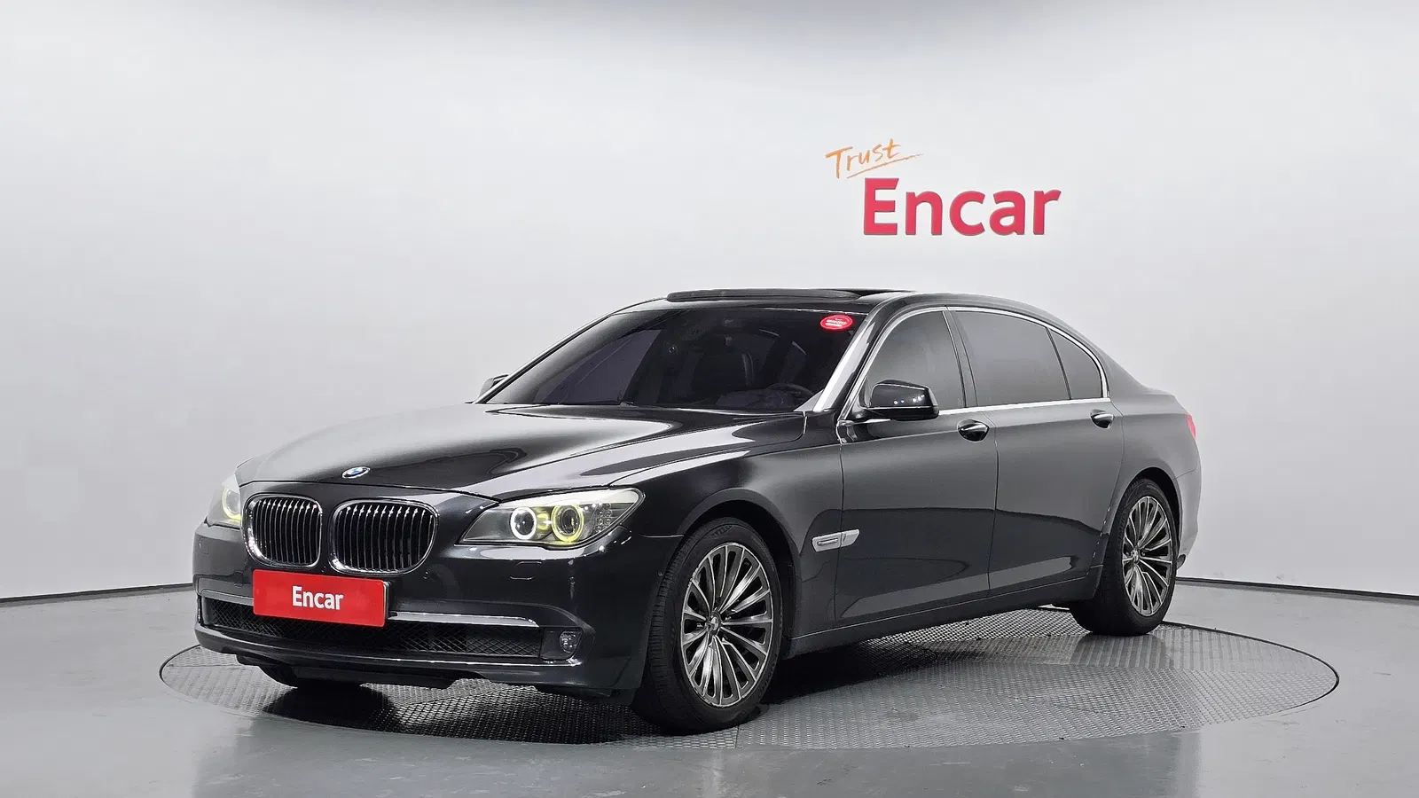 BMW Série 7 (F01) 740Li 2010 — photo 1 sur 20