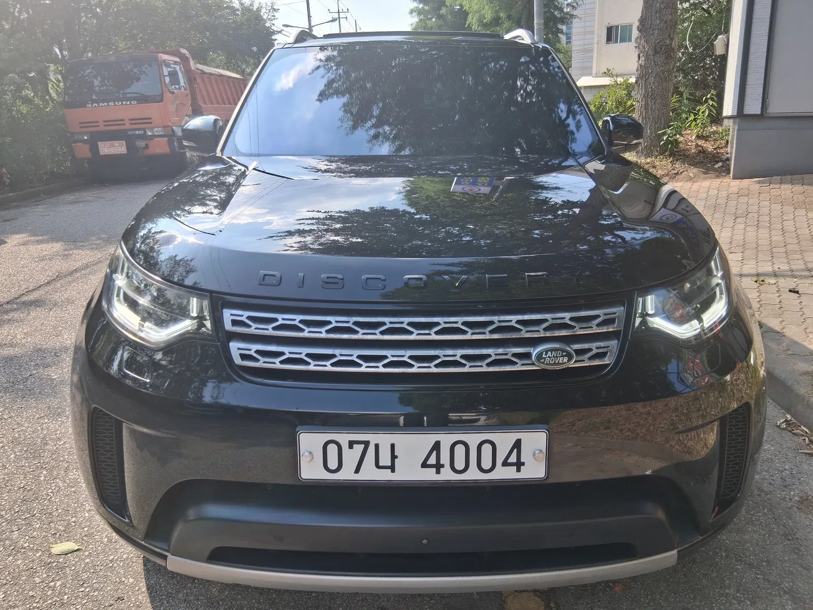 Land Rover Discovery 5 3.0 TD6 HSE Luxury 2018 — photo 1 sur 20