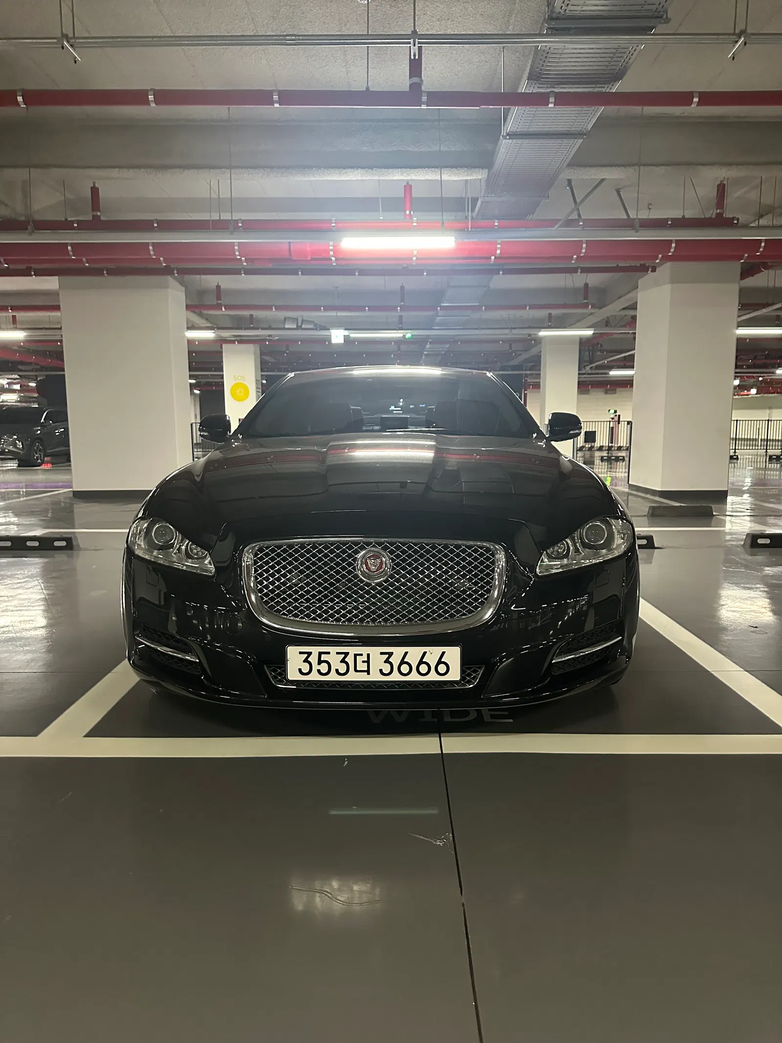 Jaguar All New XJ 3.0D Premium Luxury SWB 2015 — photo 1 sur 15
