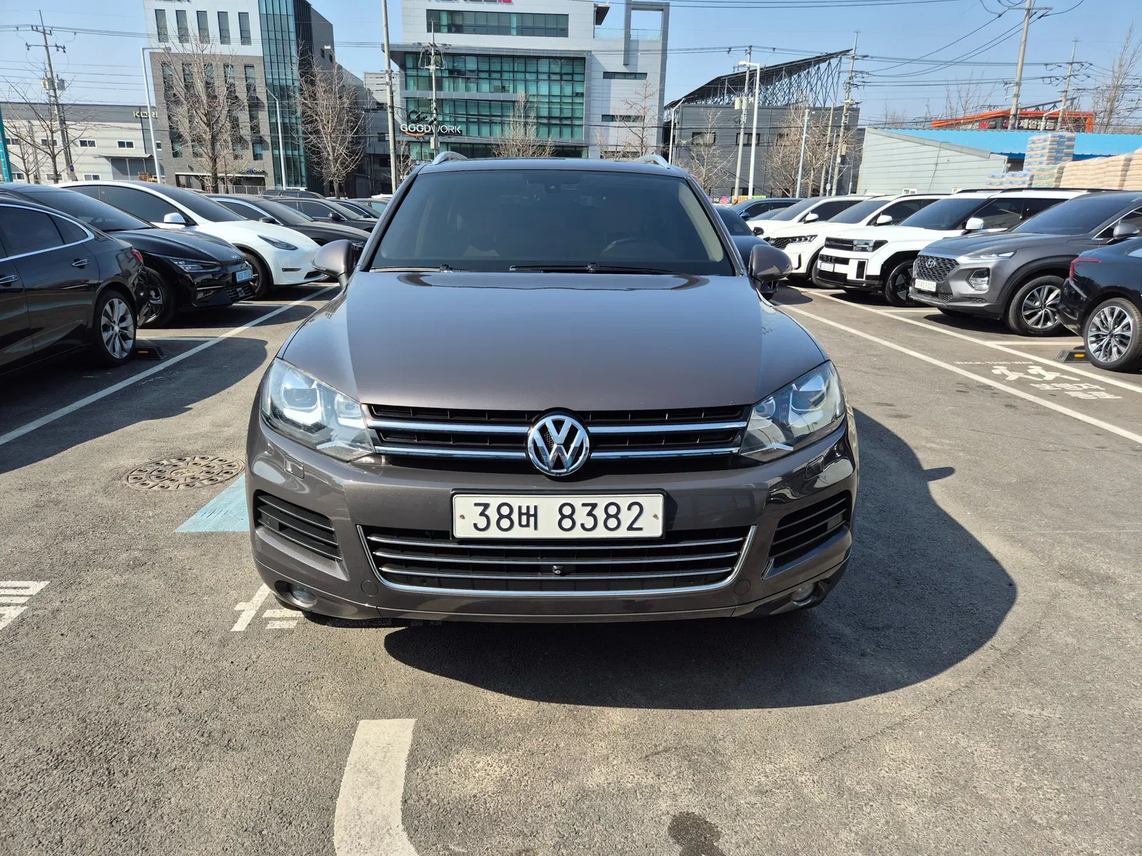 Volkswagen Touareg V6 3.0 TDI BlueMotion 2012 — photo 1 sur 26