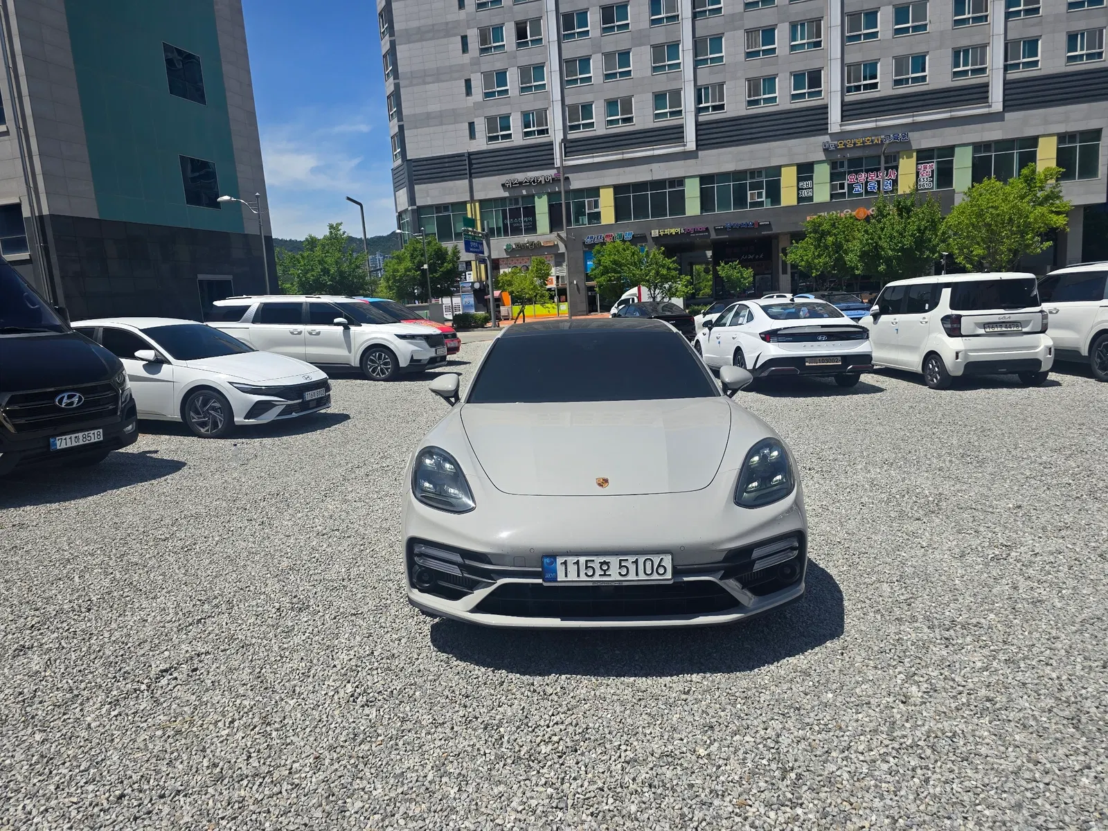 Porsche Panamera (971) 2.9 AWD Platinum Edition 2022 — photo 1 sur 19
