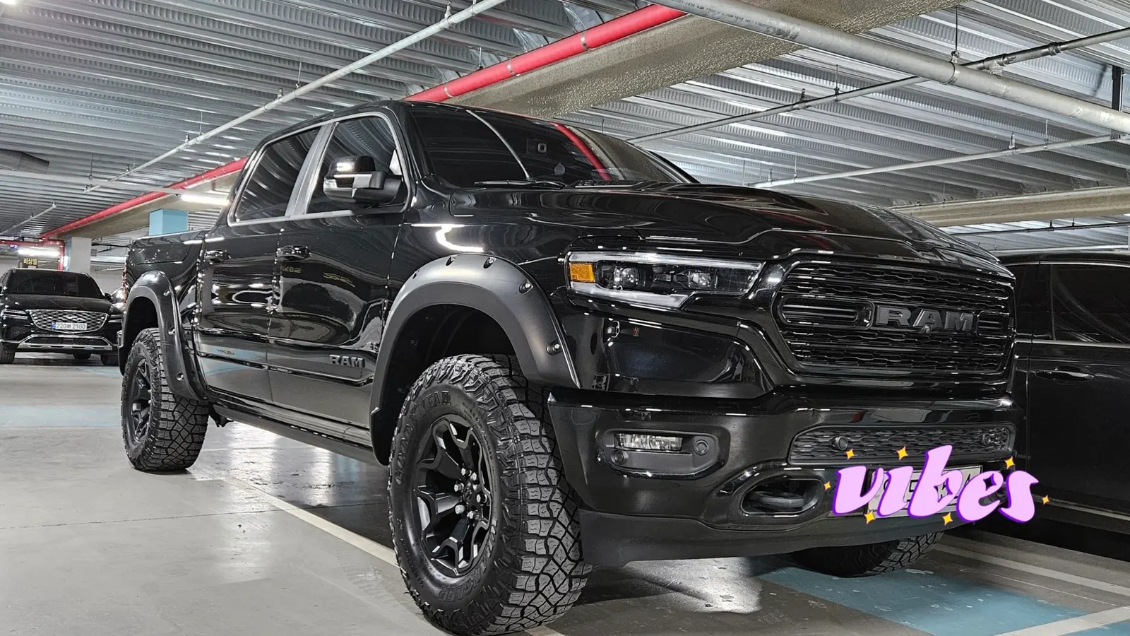 Dodge RAM Pickup 5.7 2020 — photo 1 sur 11
