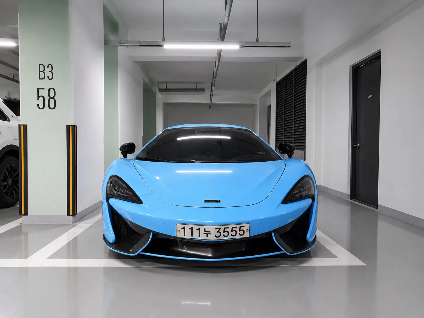 McLaren 570S 3.8 Spyder 2018 — photo 1 sur 14