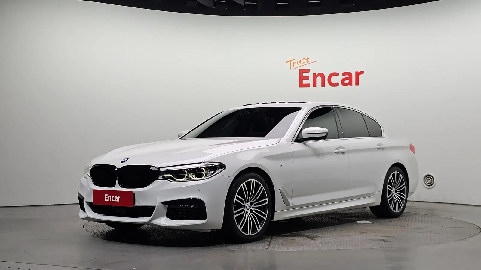 BMW Série 5 (G30) 520d M Sport Plus 2020 — photo 1 sur 20