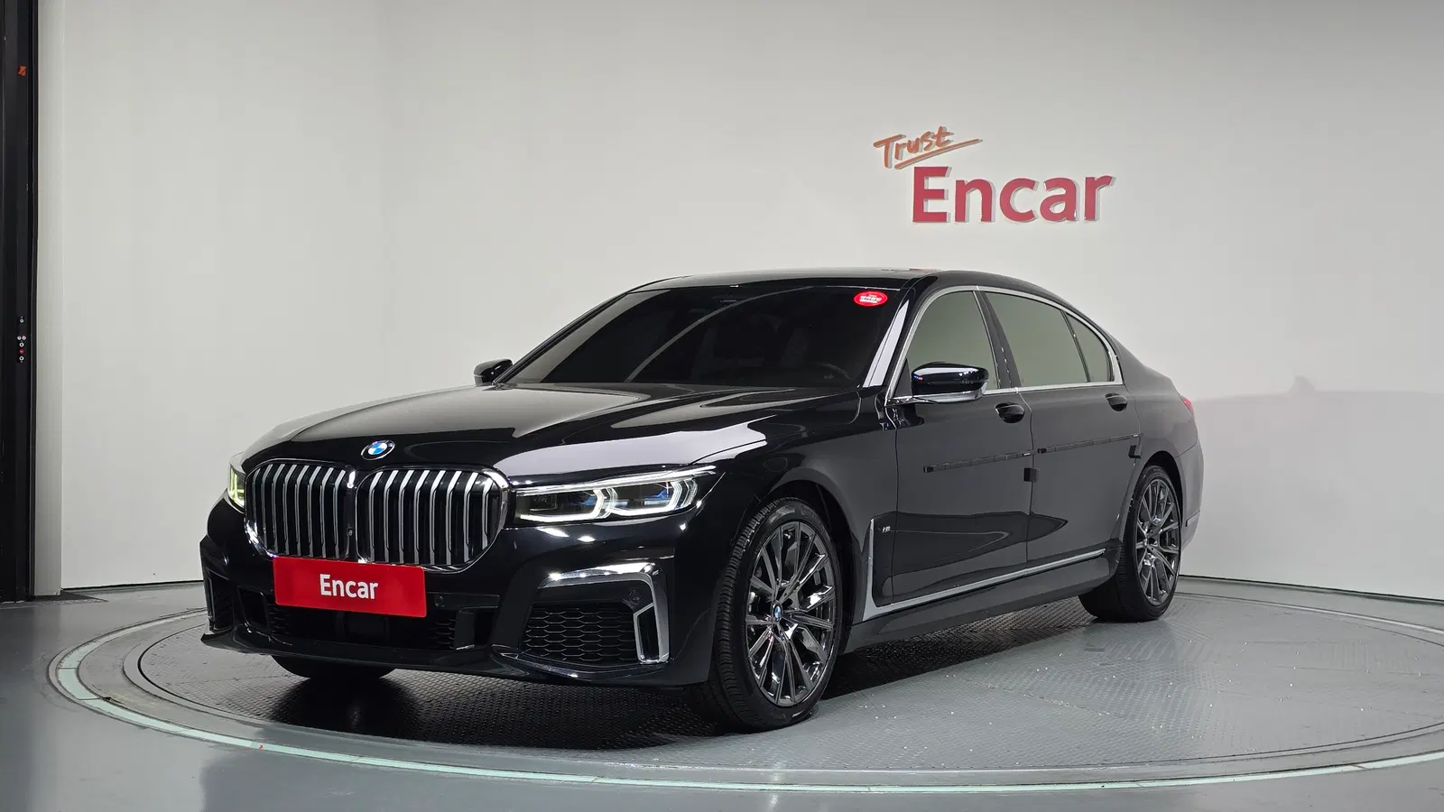 BMW Série 7 (G11) 740Li xDrive M Sport 2020 — photo 1 sur 20