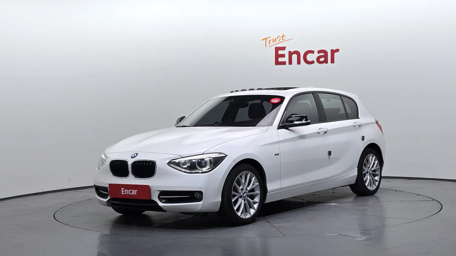 BMW Série 1 (F20) 118d Sport 5 portes 2015 — photo 1 sur 20