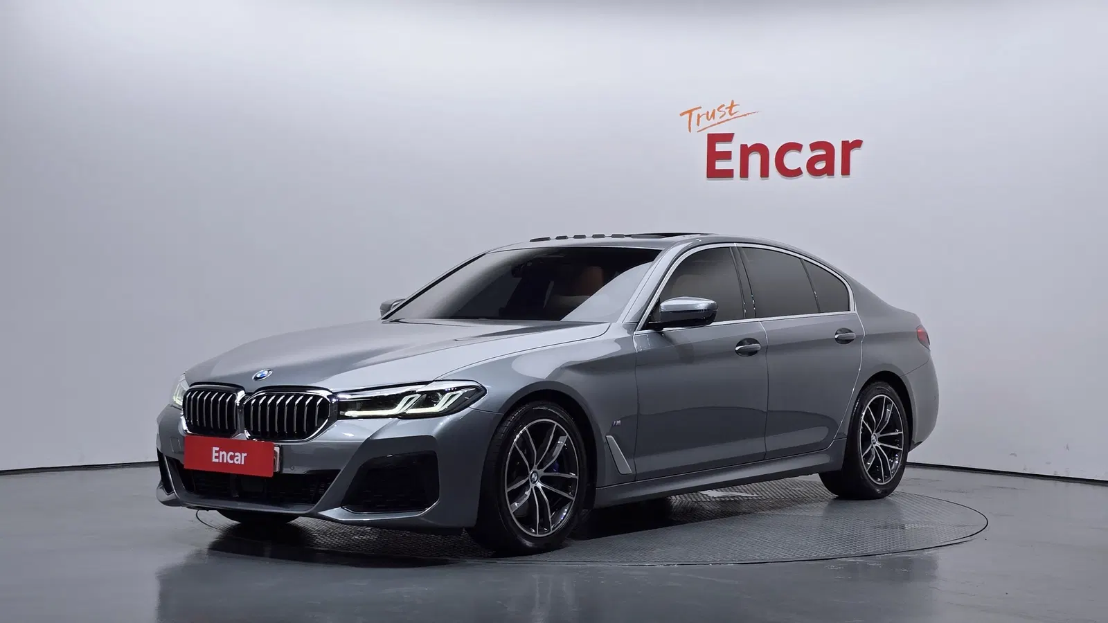 BMW Série 5 (G30) 520i M Sport 2023 — photo 1 sur 20