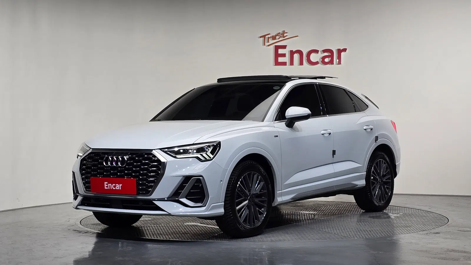 Audi Q3 (F3) 40 TFSI Quattro Premium Sportback 2024 — photo 1 sur 36