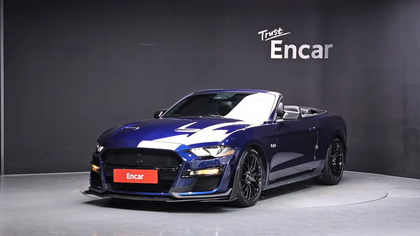 Ford Mustang GT Convertible 2019 — photo 1 sur 33