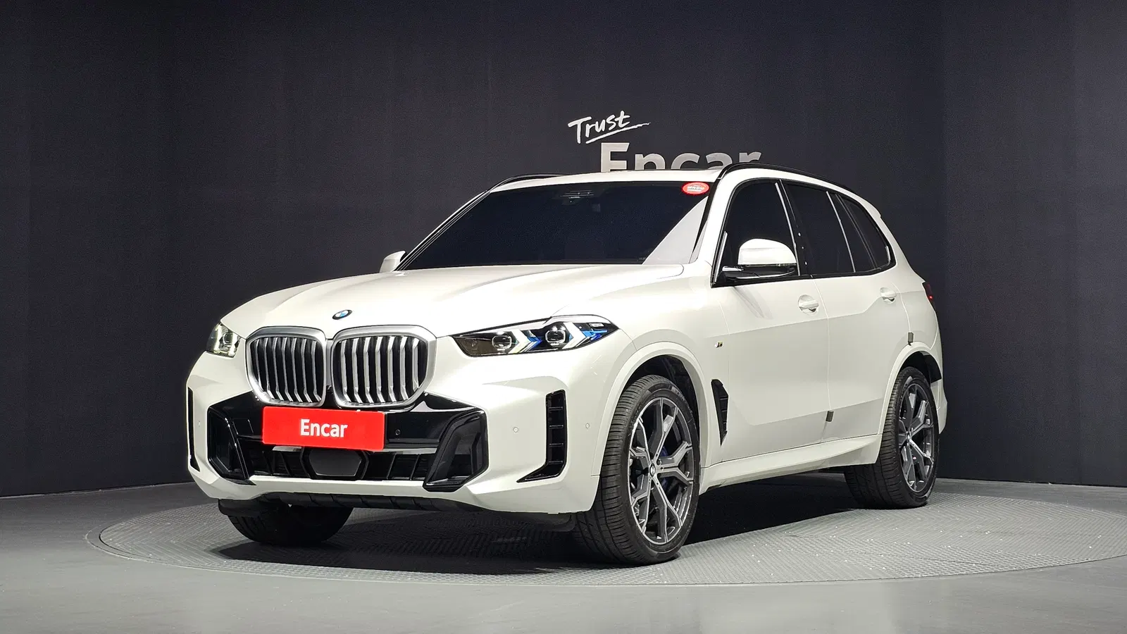 BMW X5 (G05) xDrive 40i M Sport 2026 — photo 1 sur 33