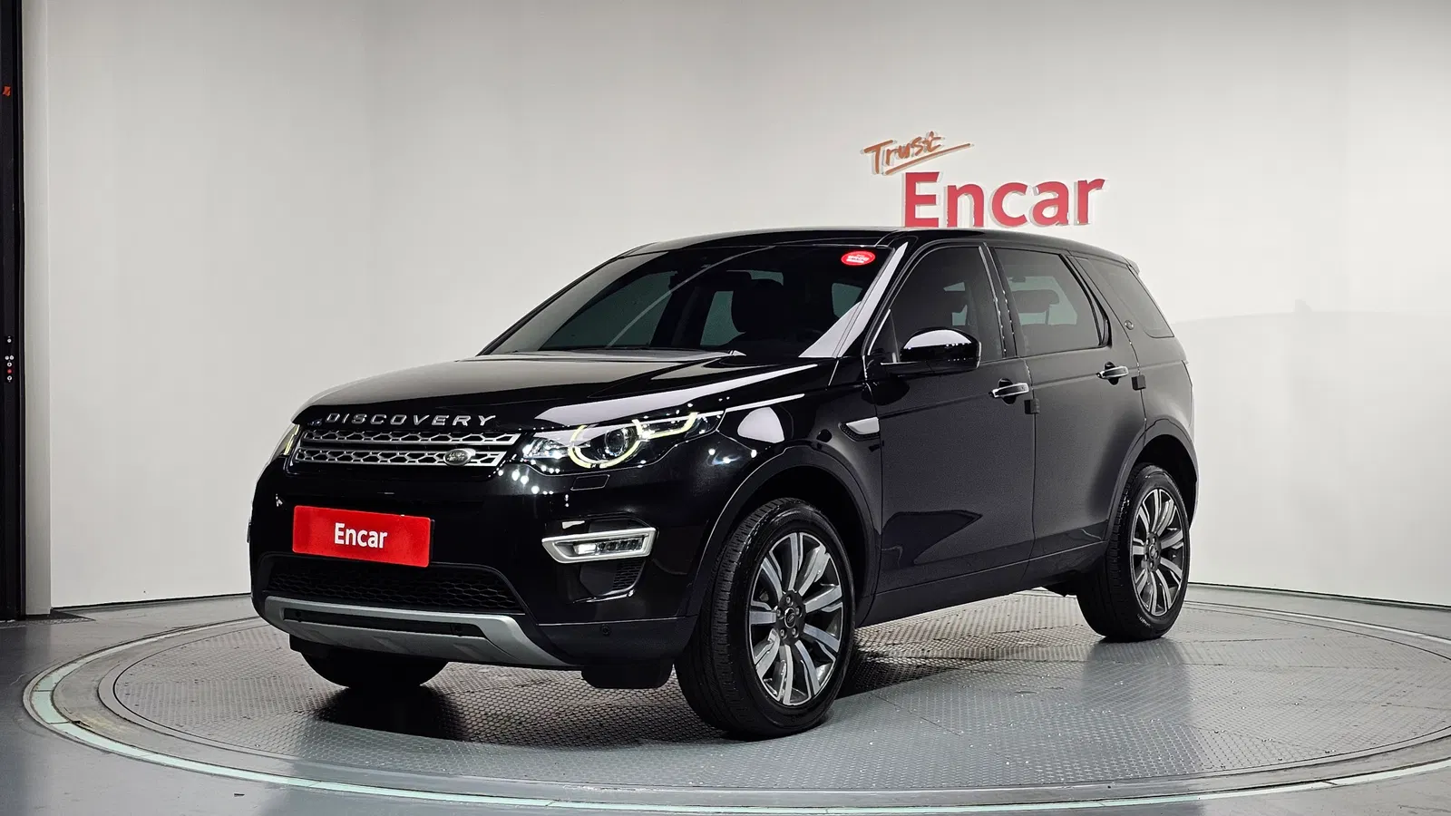 Land Rover Discovery Sport 2.0 TD4 HSE Luxury 2017 — photo 1 sur 33