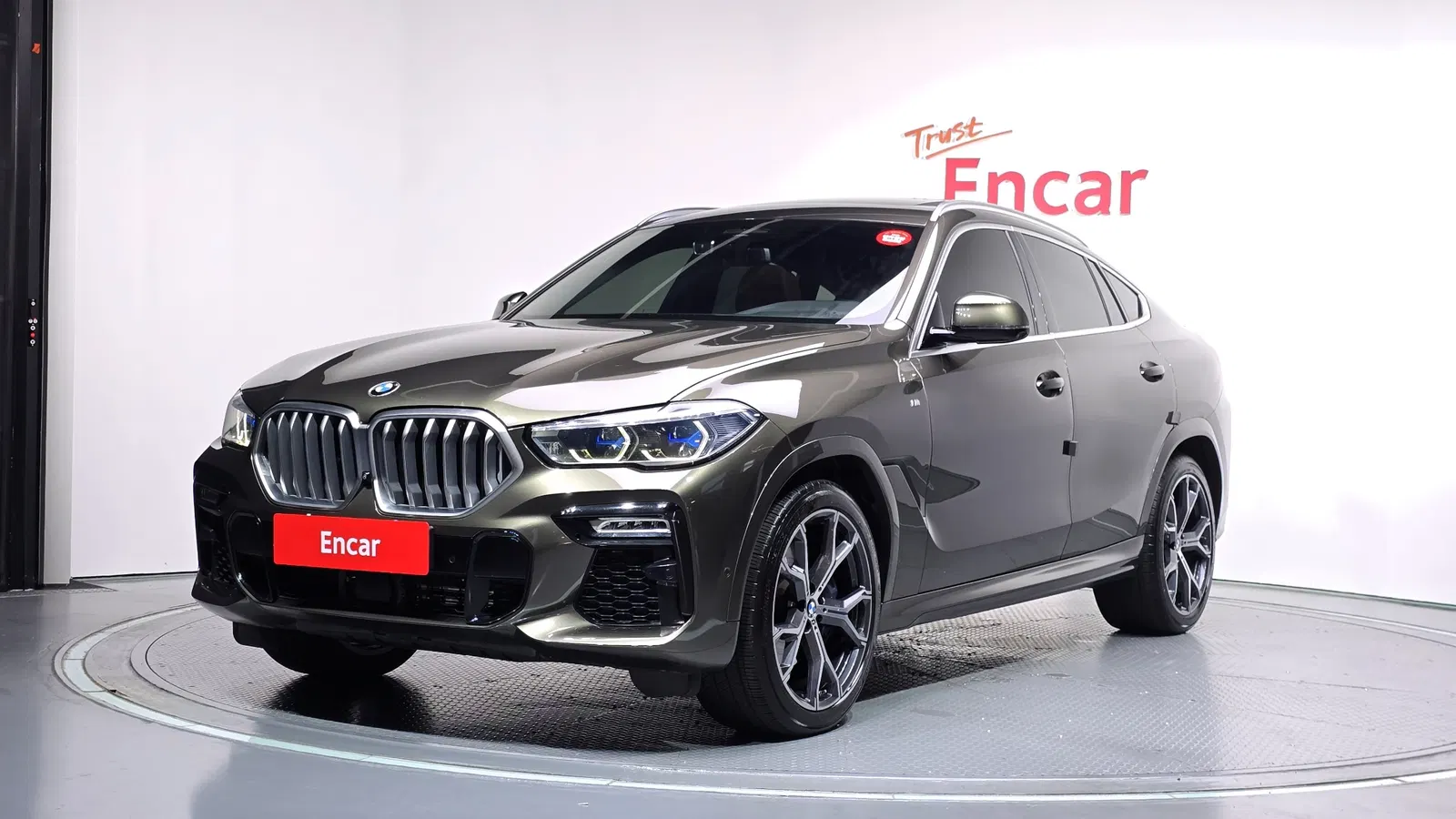 BMW X6 (G06) xDrive40i M Sport 2021 — photo 1 sur 26
