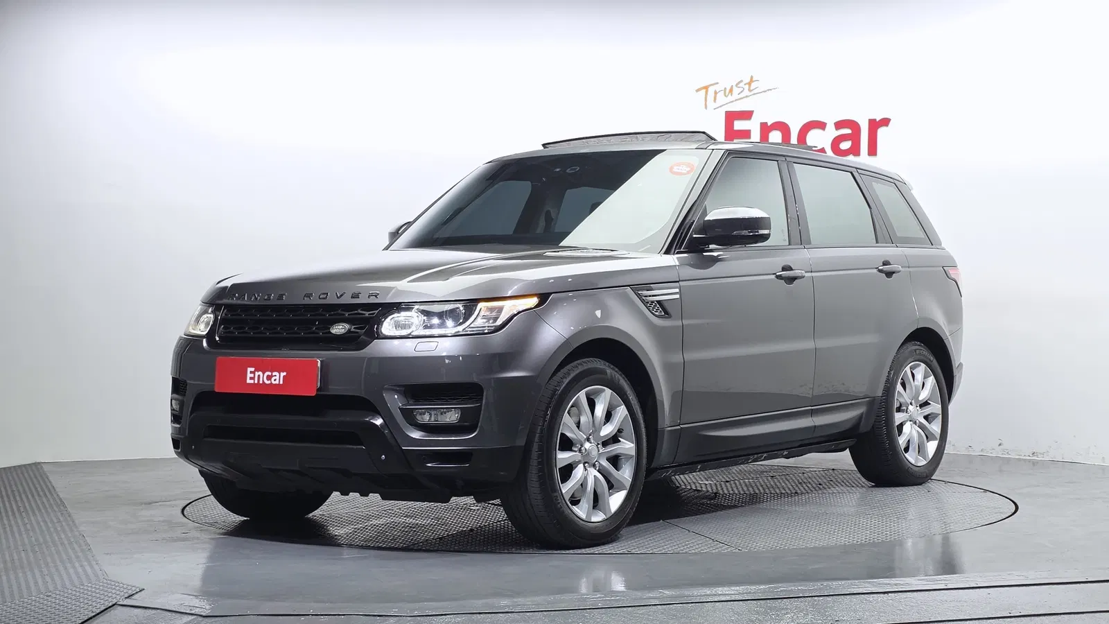 Land Rover Range Rover Sport 2e génération 3.0 SDV6 HSE 2015 — photo 1 sur 26