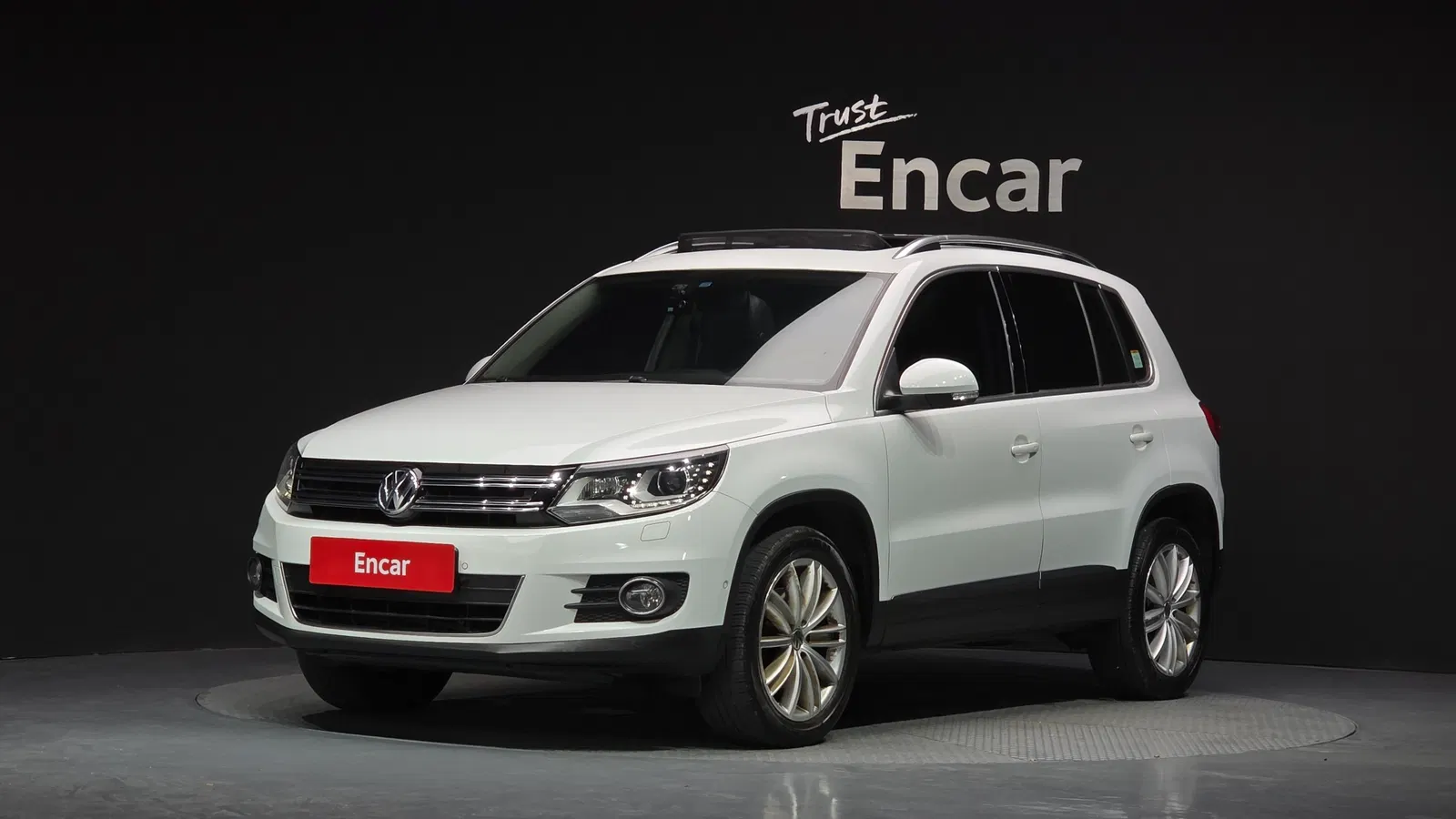 Volkswagen Tiguan 2.0 TDI Premium 2014 — photo 1 sur 20
