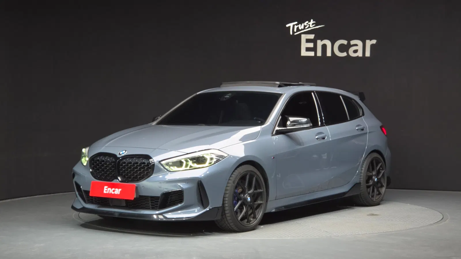 BMW Série 1 (F40) M135i xDrive First Edition 2021 — photo 1 sur 26