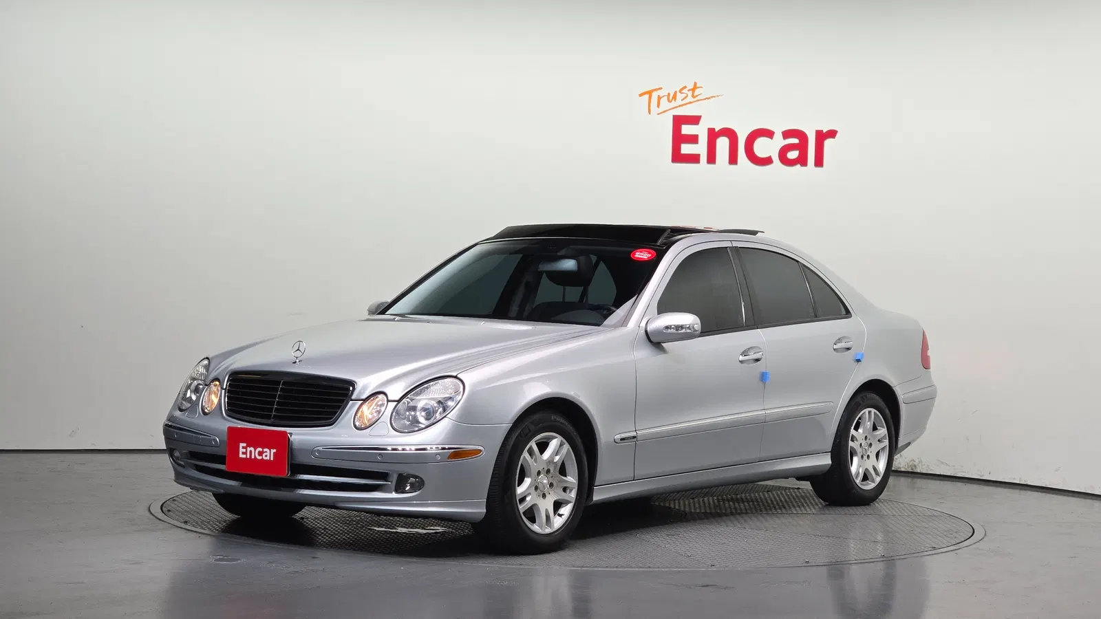 Mercedes-Benz Classe E E350 4MATIC (W211) 2006 — photo 1 sur 20